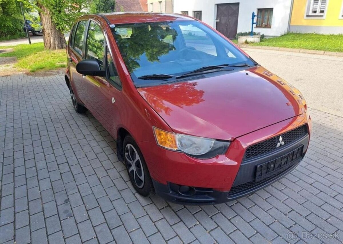 Mitsubishi Colt 1,1 Inform benzín manuál 55 kw