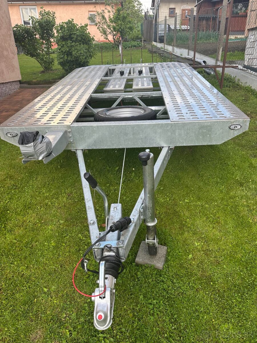 Autoprepravnik 2,7t