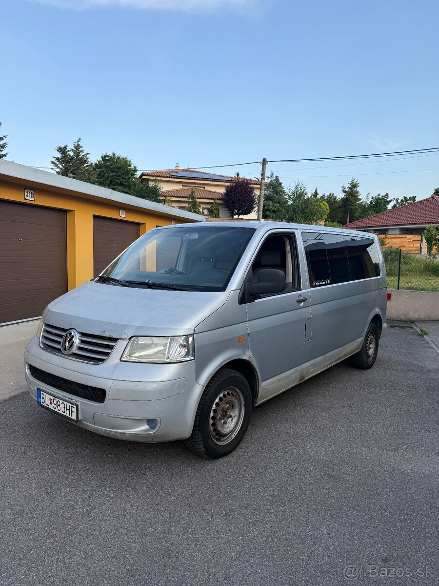 Volkswagen Transporter t5 Long 9 miest 2.5 tdi