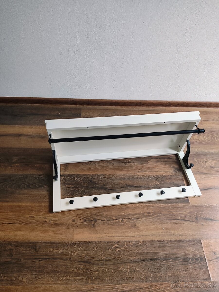 Vešiak IKEA HEMNES