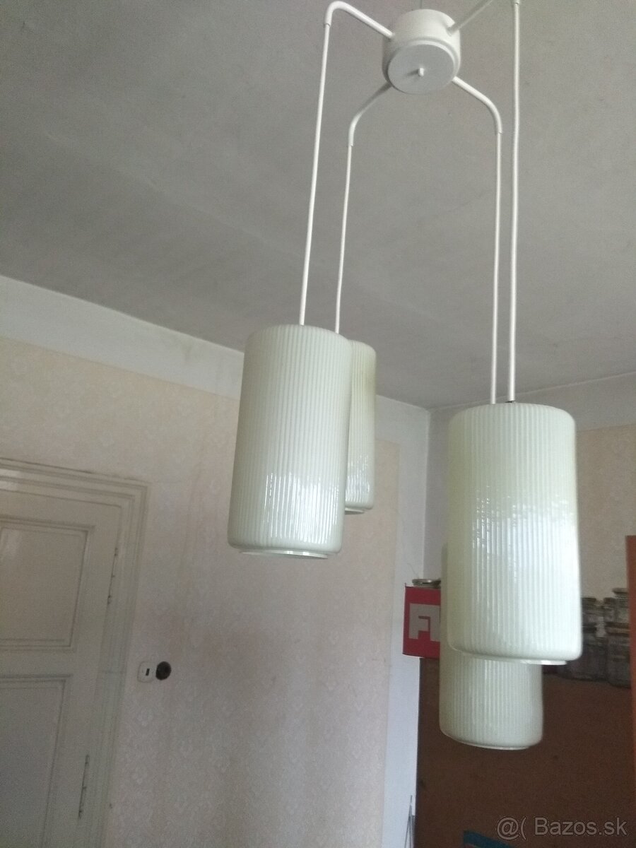 Predám retro lampu / rezervovaná /.