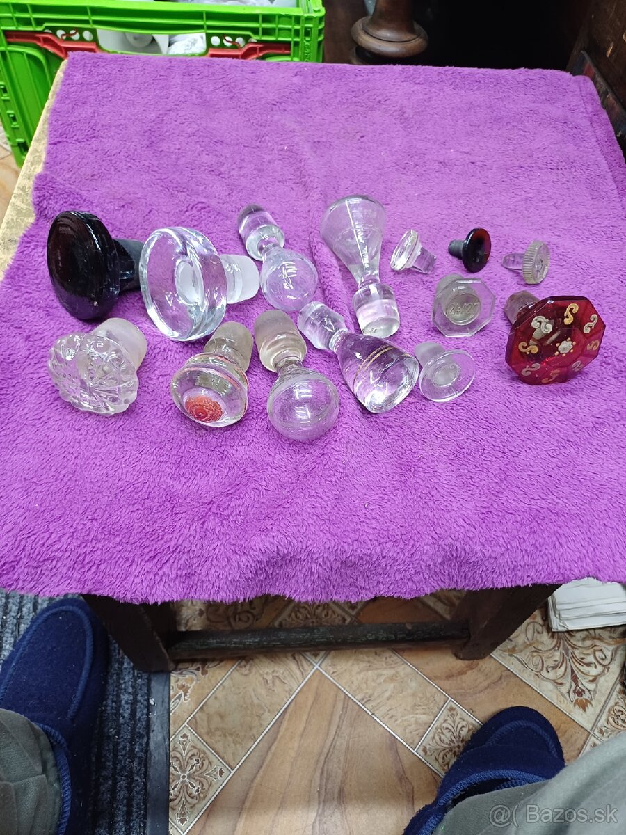 Predám starozitne sklenené štuple