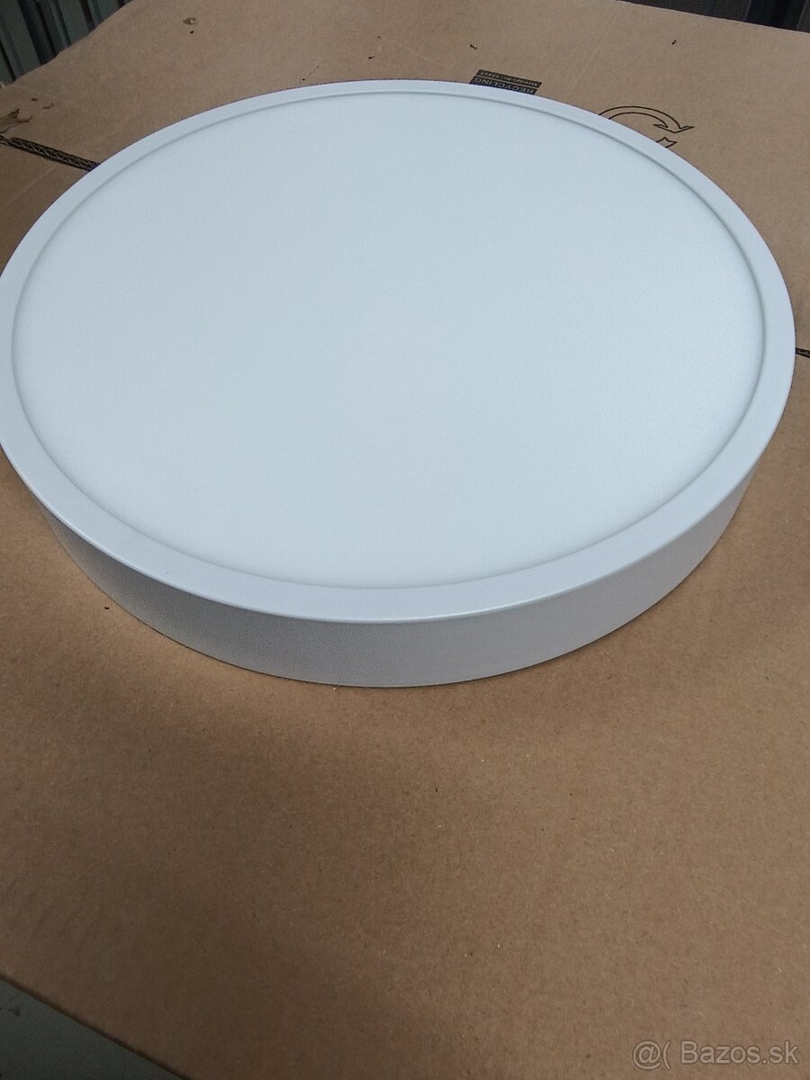 Predam svietidla nove zabalene