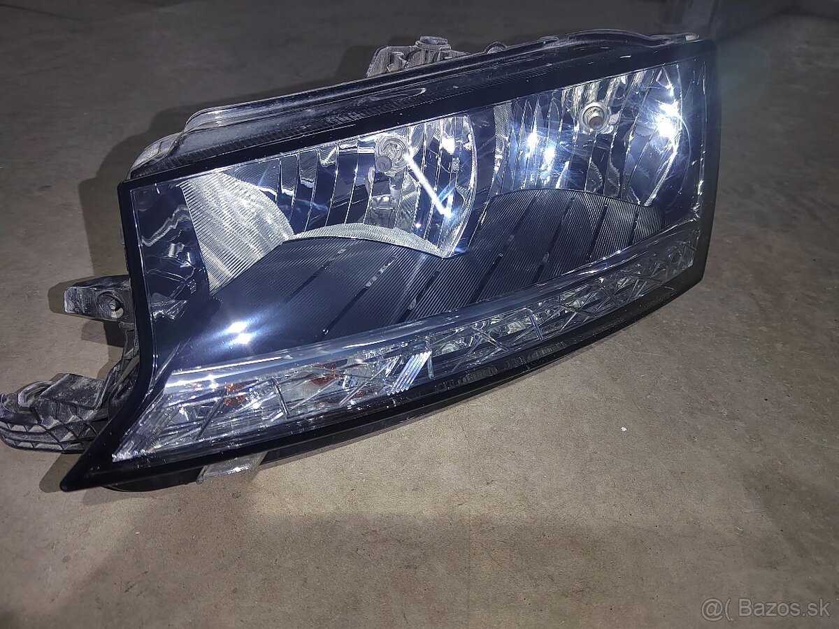 Predné svetlo fabia III lift