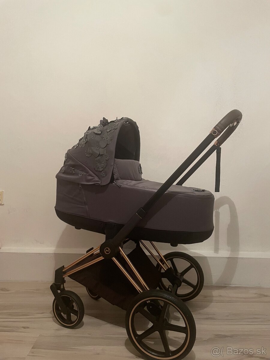 Cybex simpy flower