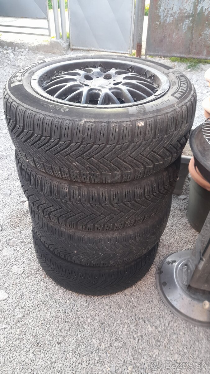 205/55R16 zimné Michelin +disky 80eur