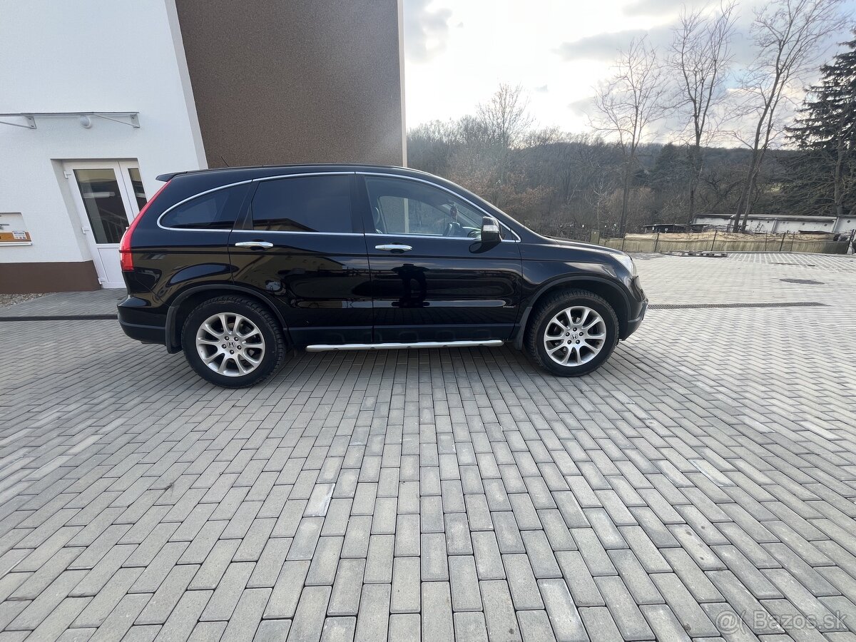 Honda CR-V 2,4 vtec 122 kw rv 2010 A/T 4x4