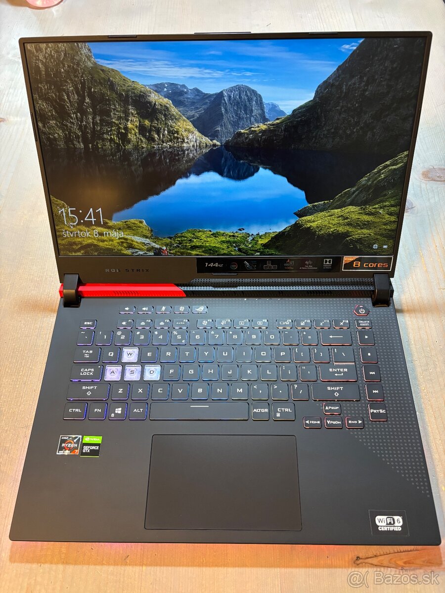 Predám herný notebook ASUS ROG Strix G15