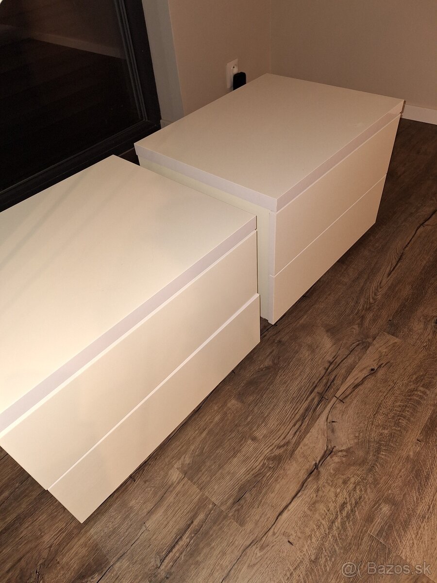 Nočné stolíky Šírka 55cm výška 41cm Hĺbka 44cm