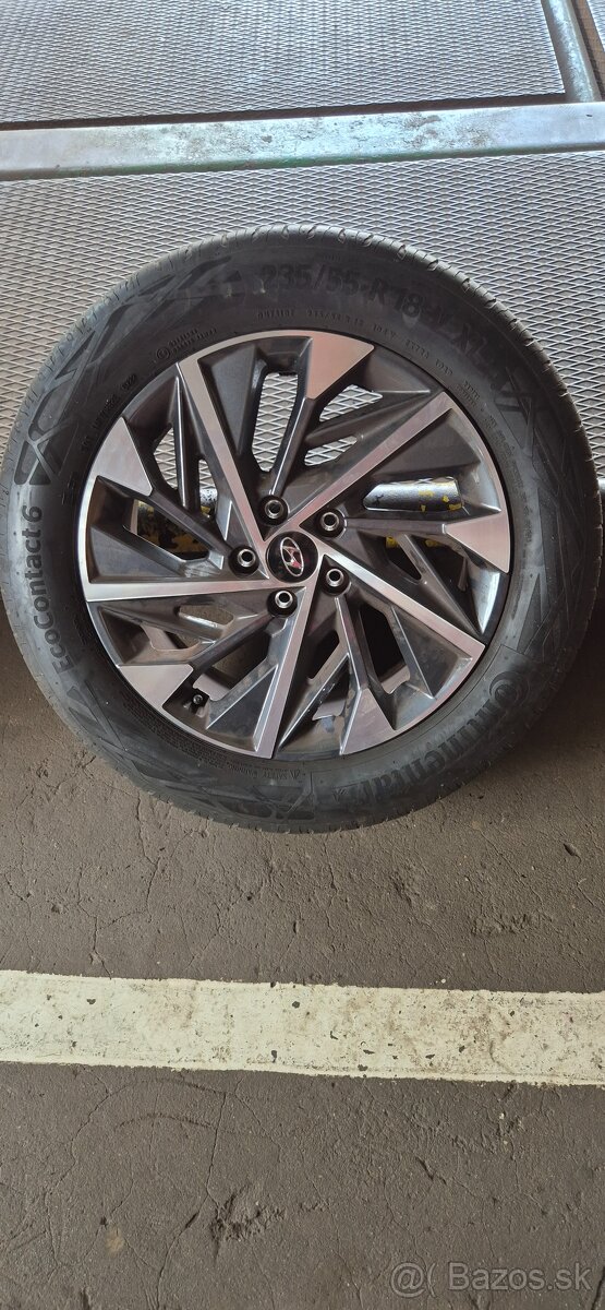 Predám 4ks hlinikové kolá originál na HYUNDAI TUCSON.