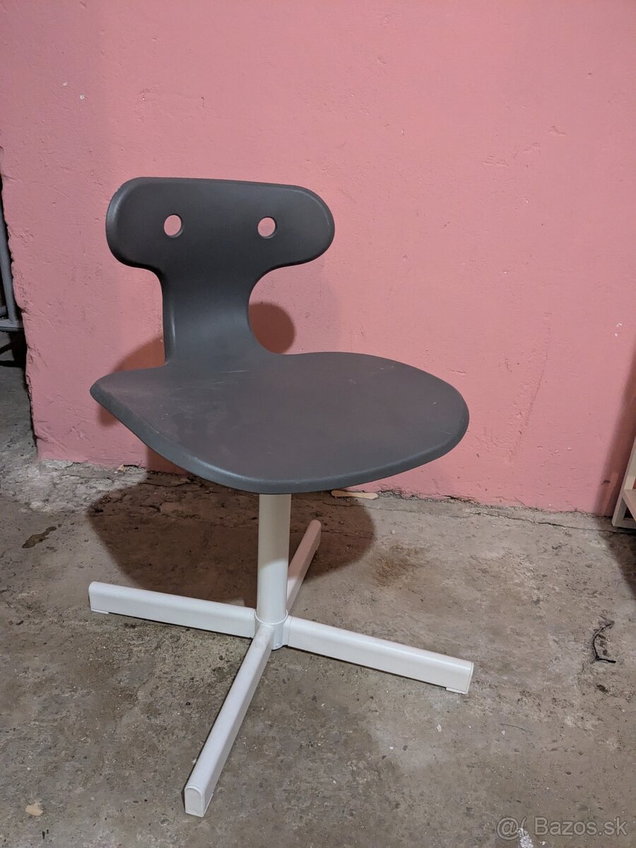 Detská nastaviteľná stolička IKEA Molte