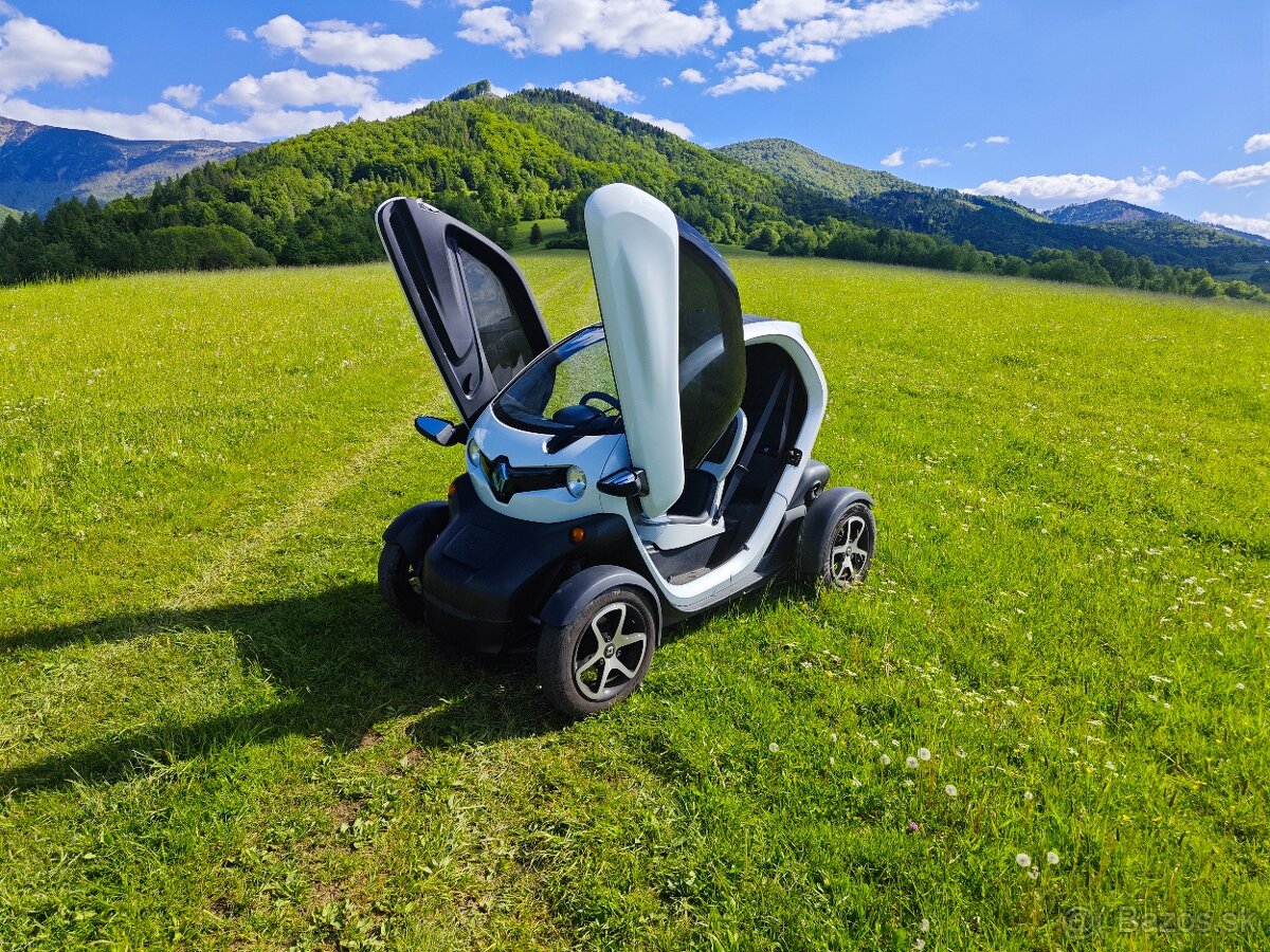Renault Twizy – mestský elektromobil, ktorý púta pozornosť