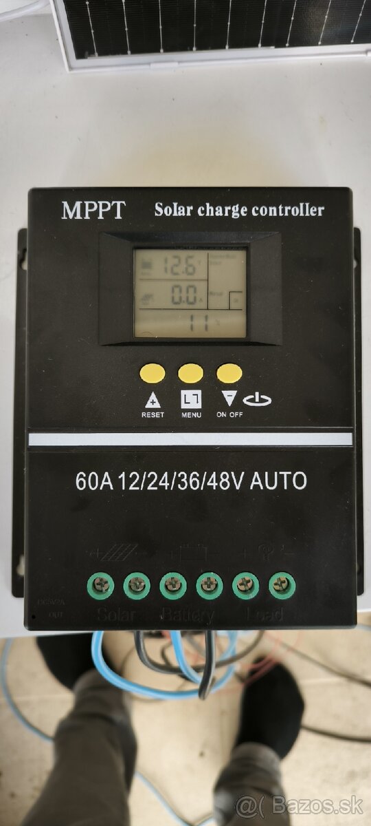 Solárny regulátor len  odskúšaný nový MPPT 12v 24v 36v 48v