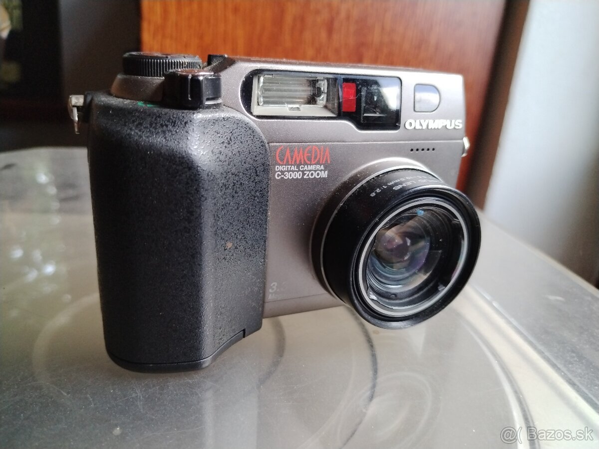Olympus Camedia C 3000