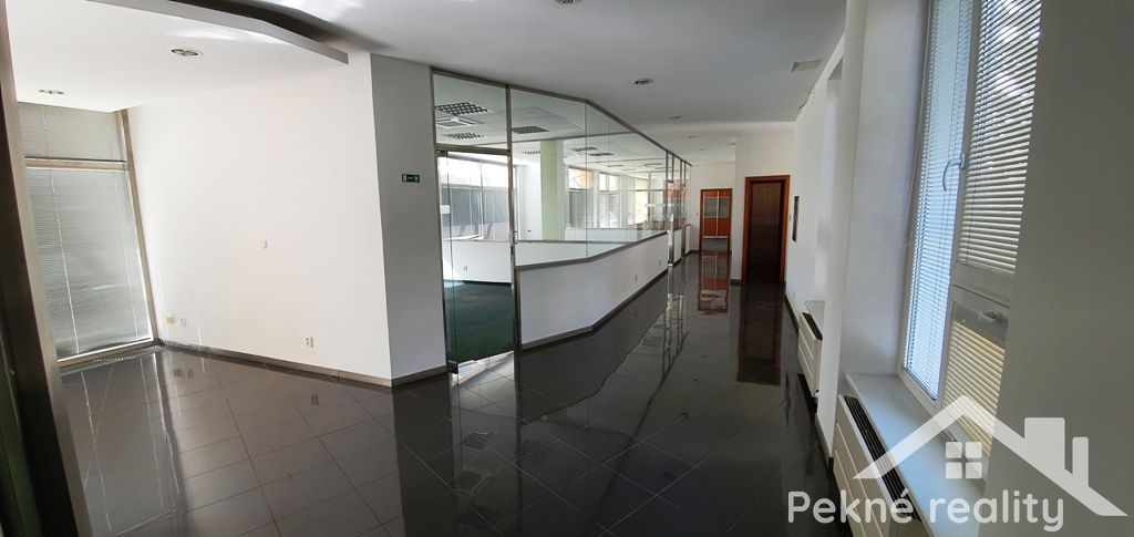 Prenájom priestorov pre sídlo firmy v centre Zvolena