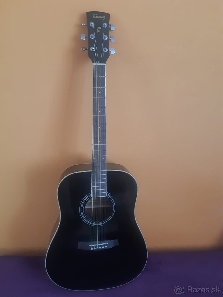 Akustická gitara Ibanez PF15