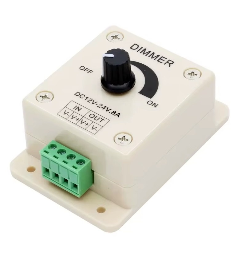 Regulátor na LED svietidlá