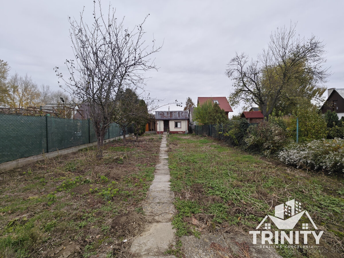 Na predaj chatka so záhradou v Nových Zámkoch - lokalita Svi