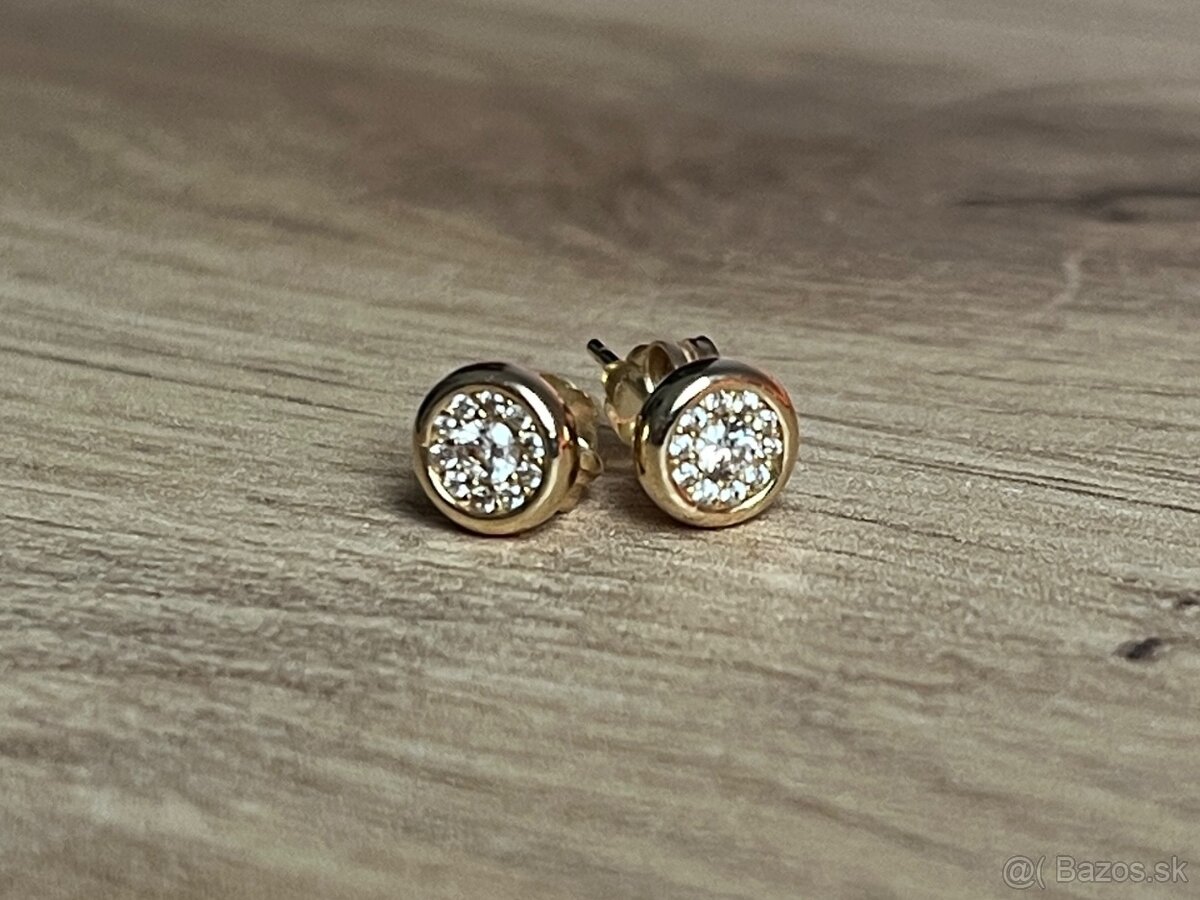 Krásne náušnice zo zlata