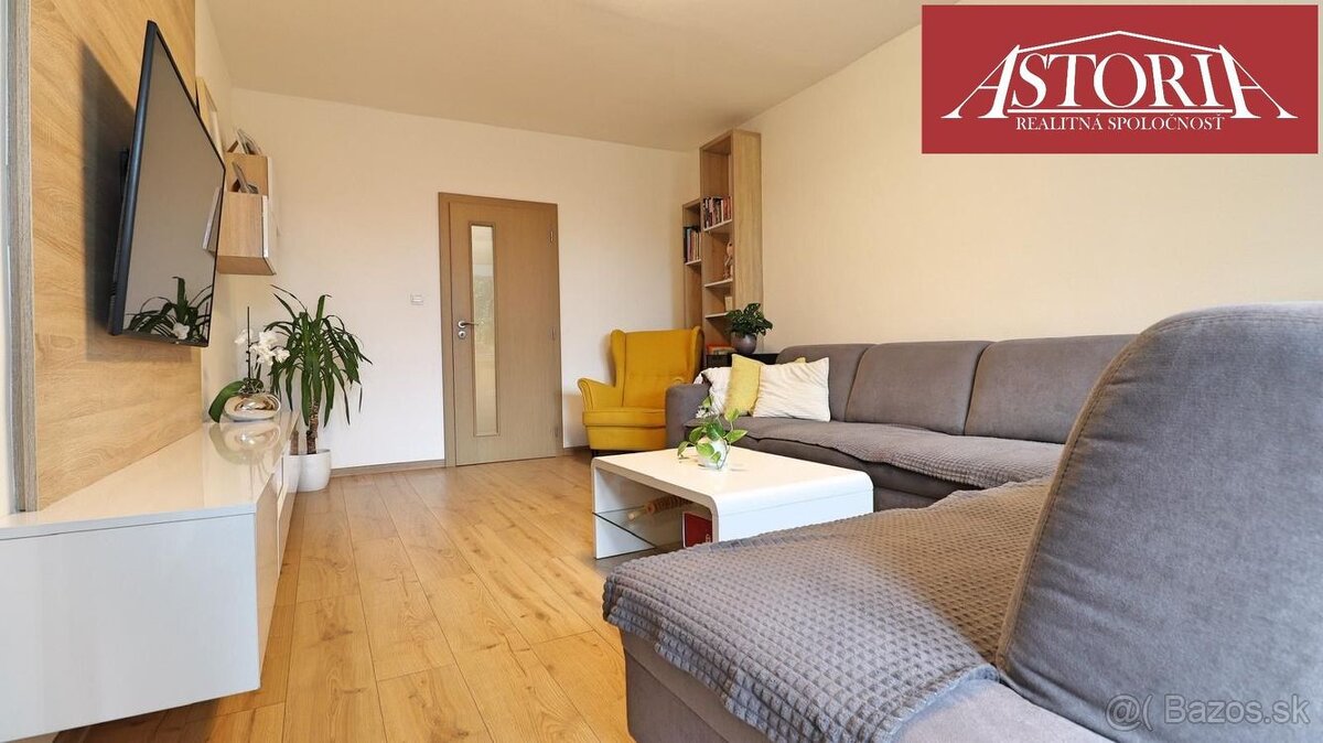 PRENÁJOM Krásny priestranný 3 izbový byt v CENTRE mesta Mart