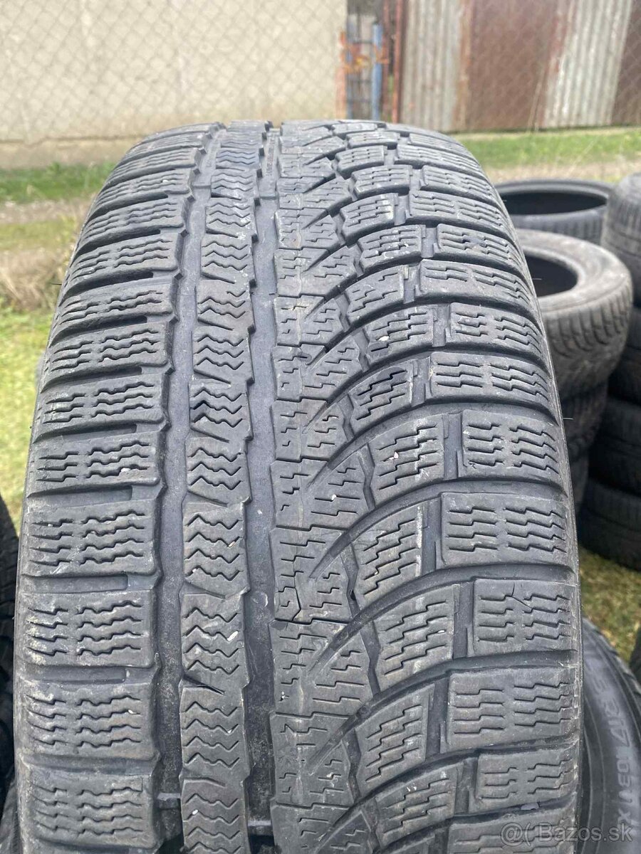 235/55r17 4ks