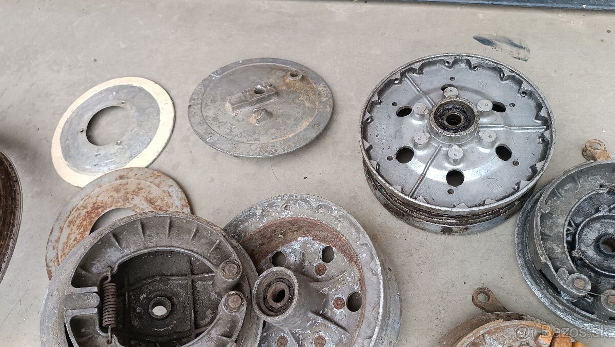 Predám stredy kolies Jawa