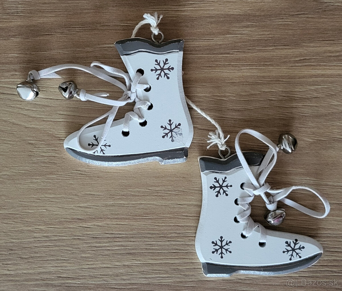 Vianočné drevené ozdoby: 1 ks / 1,10 €