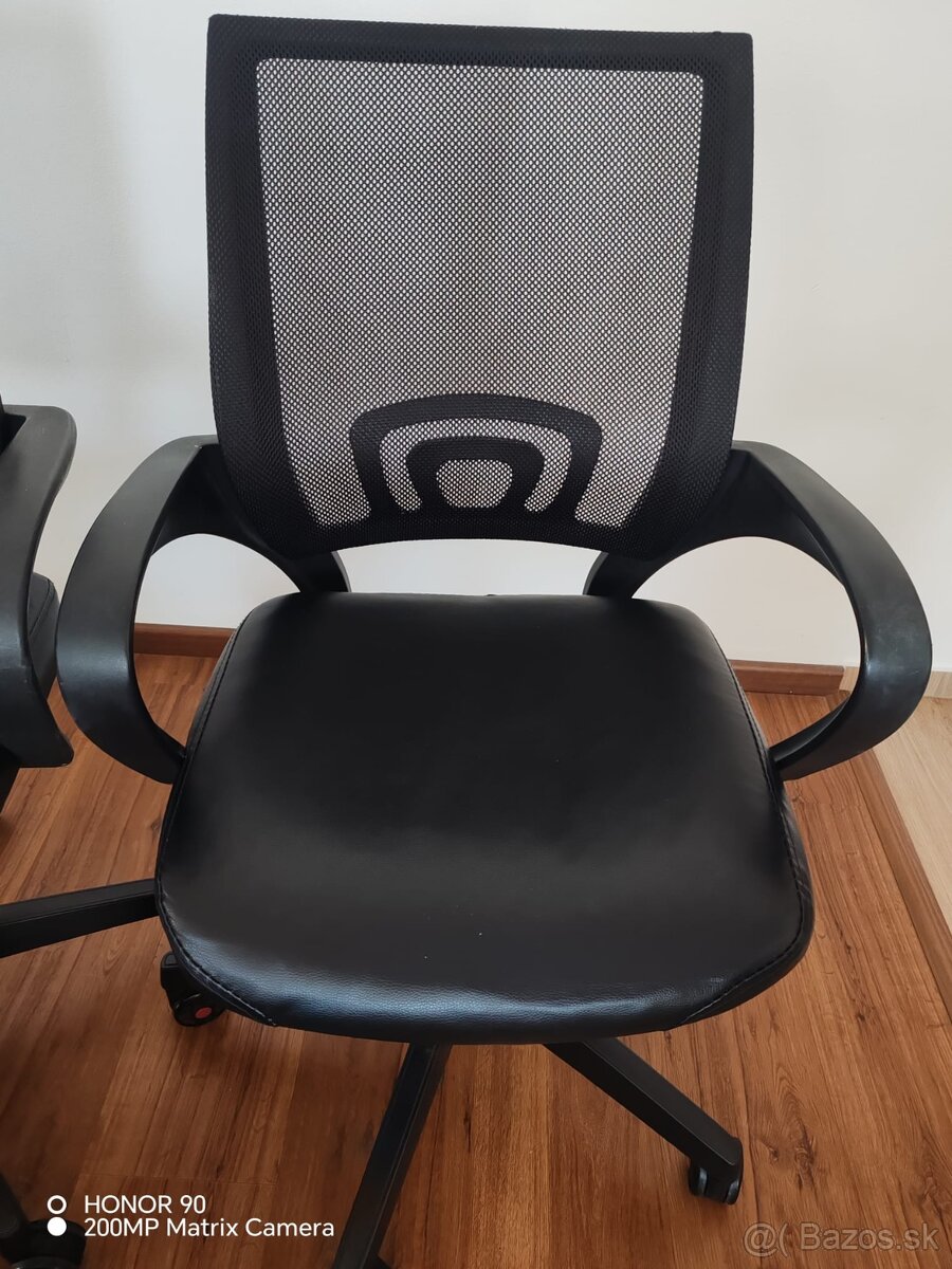 Kancelárske stoličky