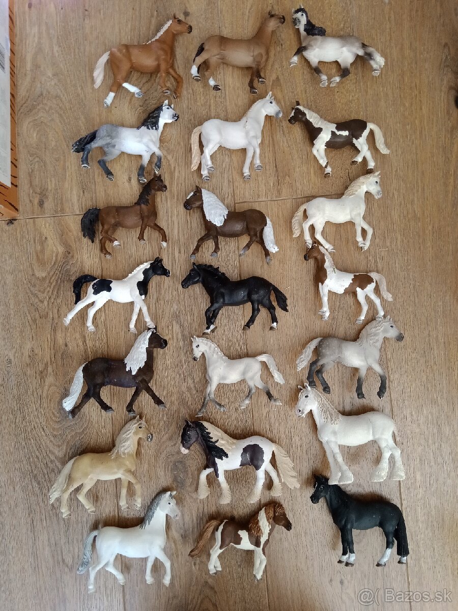 Schleich obrovská zbierka - 74 koni