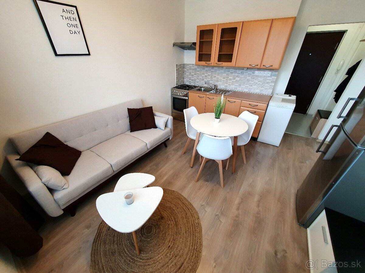 Byt na prenájom Bánovce - Centrum