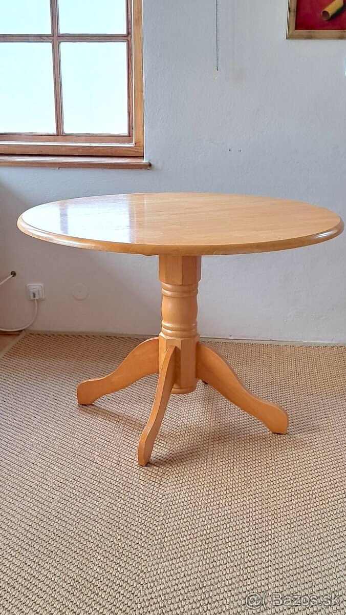 Predám jedálenský stôl IKEA