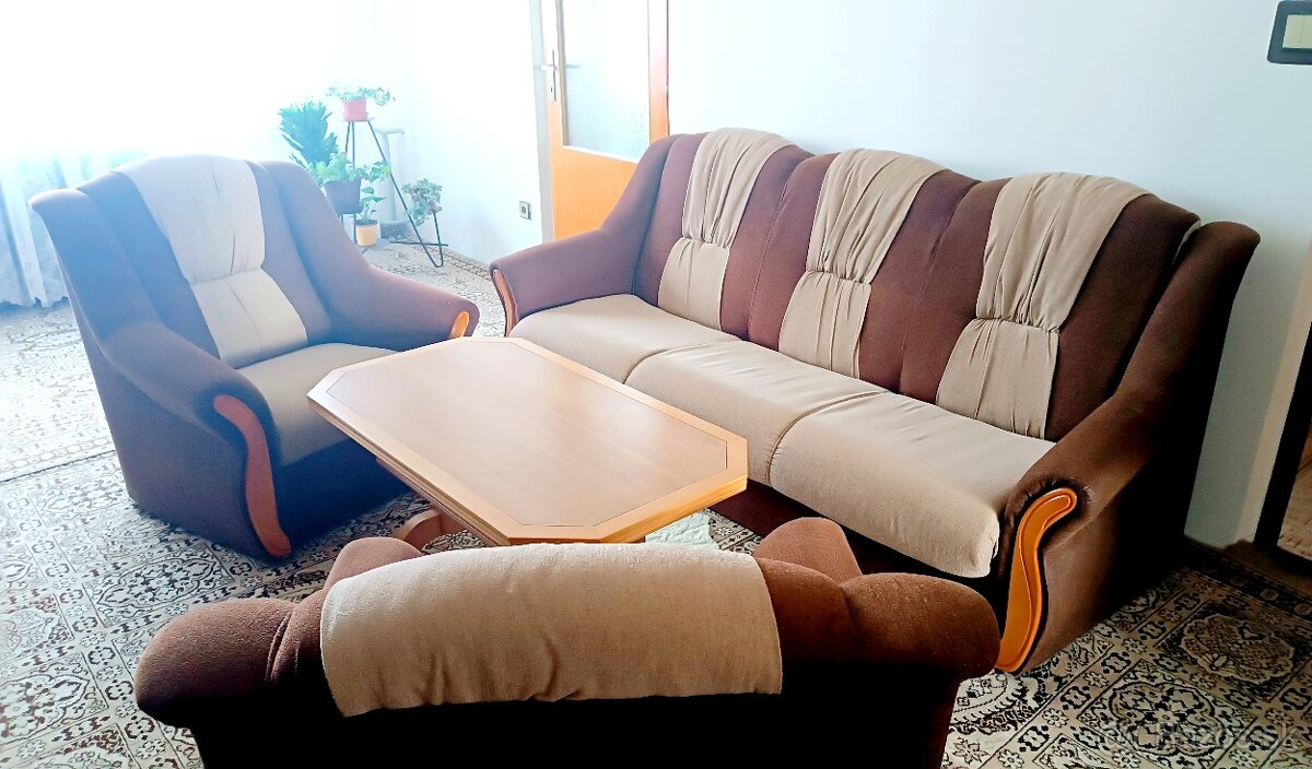 Sedacia súprava 3+1+1 rozkladacia