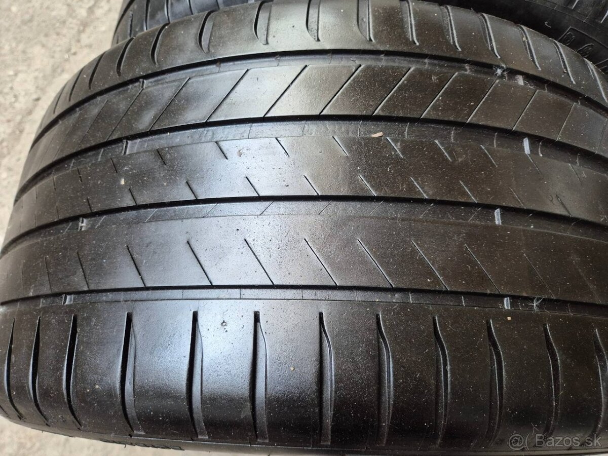 295/40 r20 letné 2 ks MICHELIN dezén 5 mm
