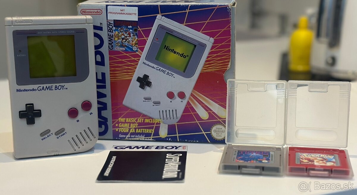 GAME BOY