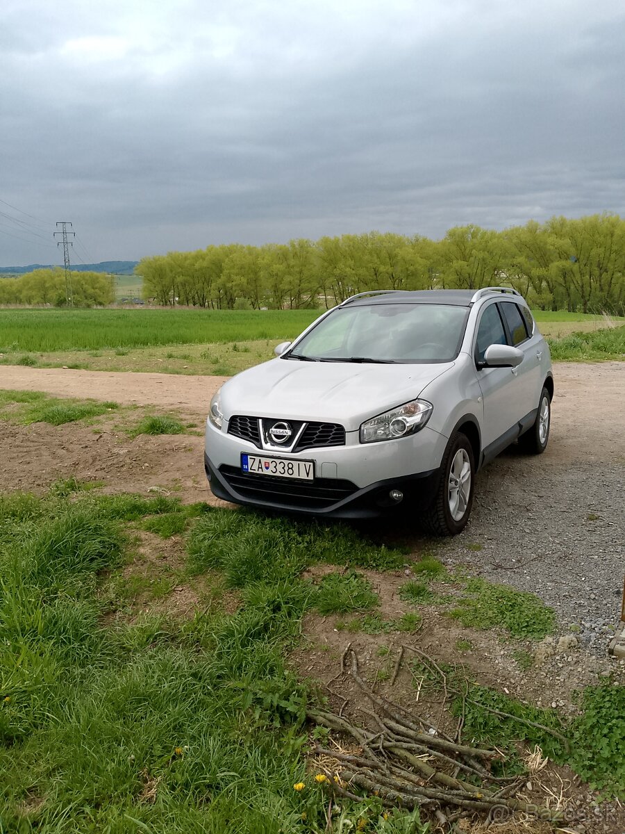 Nisan Qashqai+2