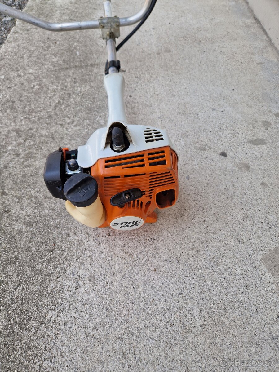 Krovinorez Stihl FS55 na náhradné diely.