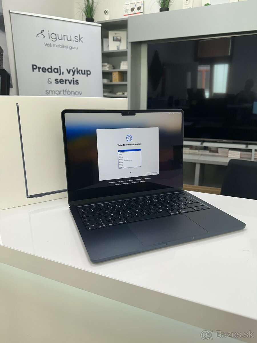 Apple MacBook Air 13.6" M2 | 16 GB RAM | 256 GB SSD | Space