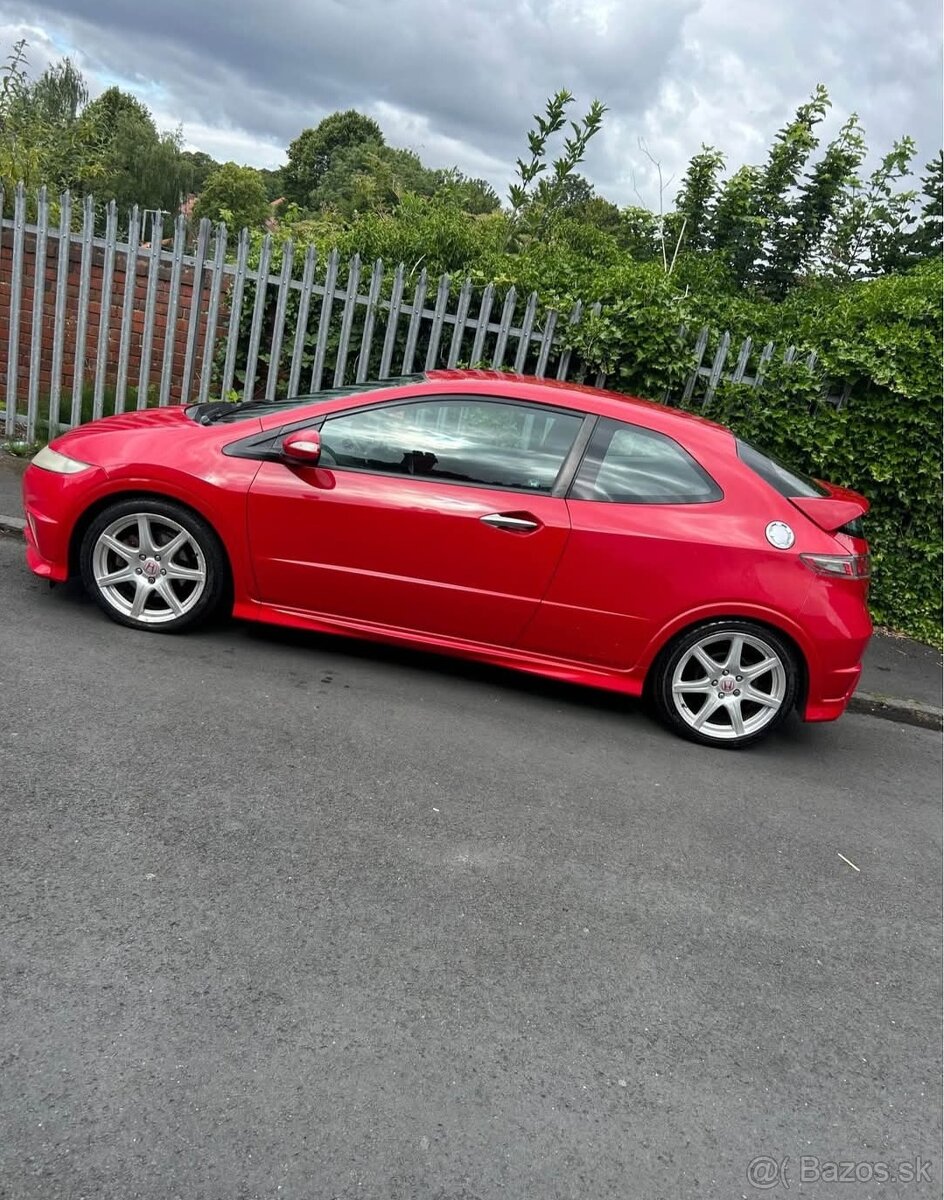Honda Civic Type R FN2 – kultový K20 motor (anglická verzia