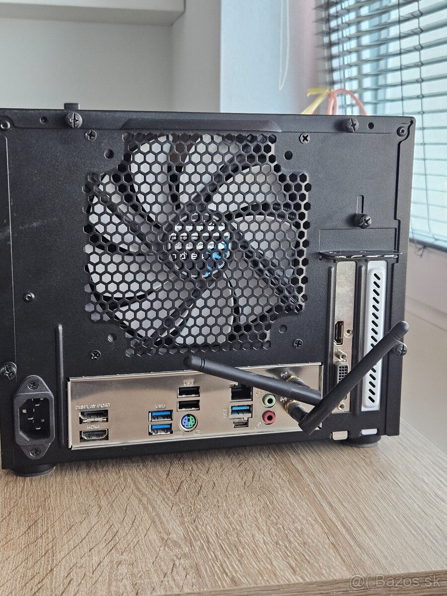 Predám MiniITX počítač AMD Ryzen 5 3600