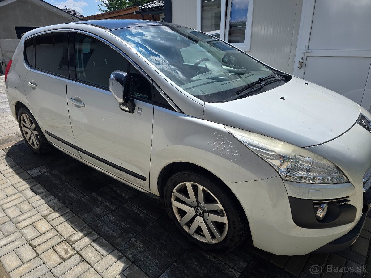 Predám Peugeot 3008 H4 Hybrid automat 4x4