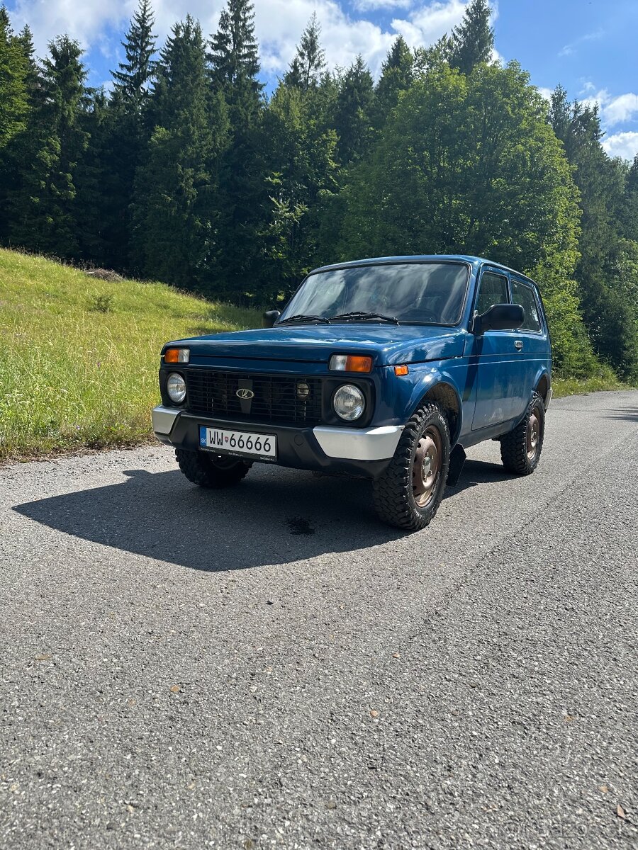 lada niva 1.7 i 2015 4x4 nová stk a ek