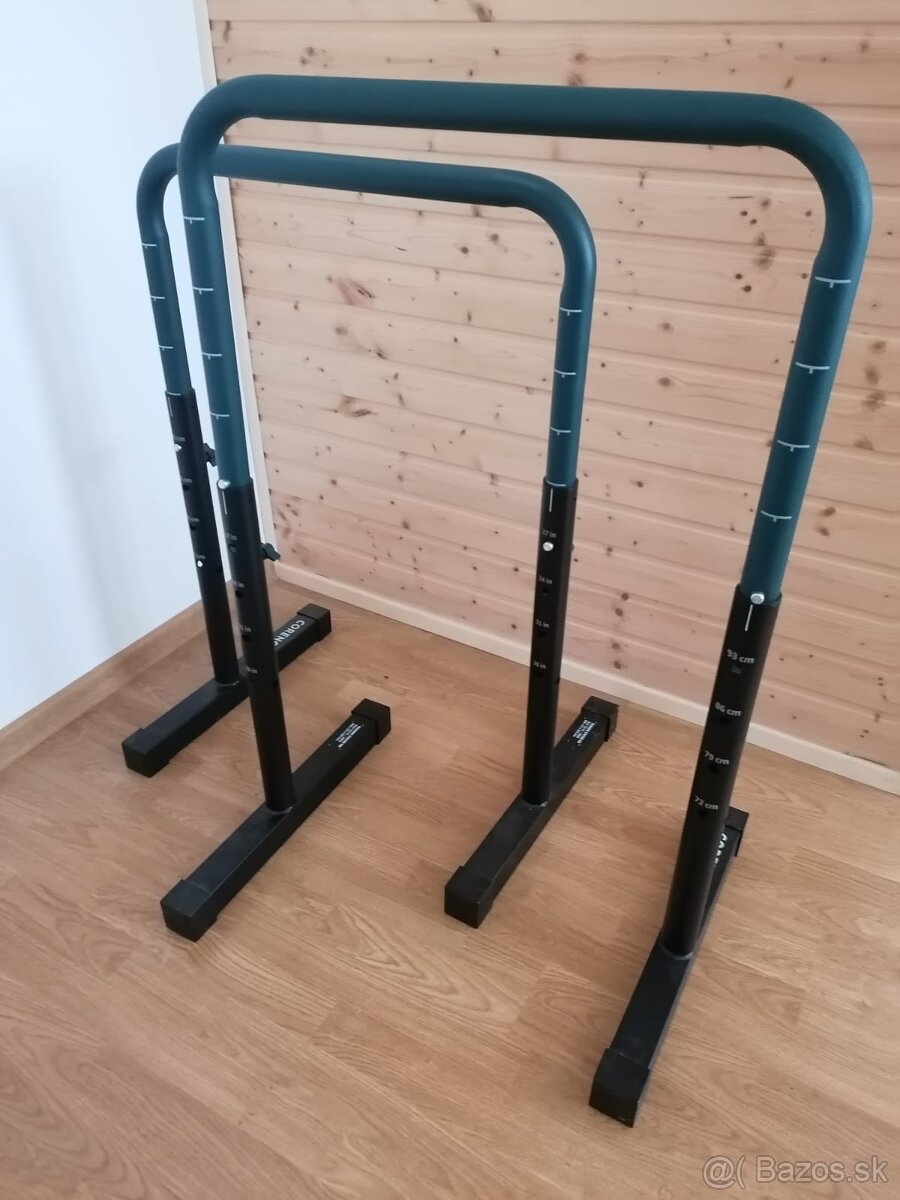 Nastaviteľné a skladné bradlá na posilňovanie