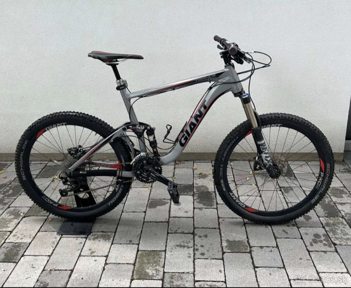 Bicykel GIANT TRANCE