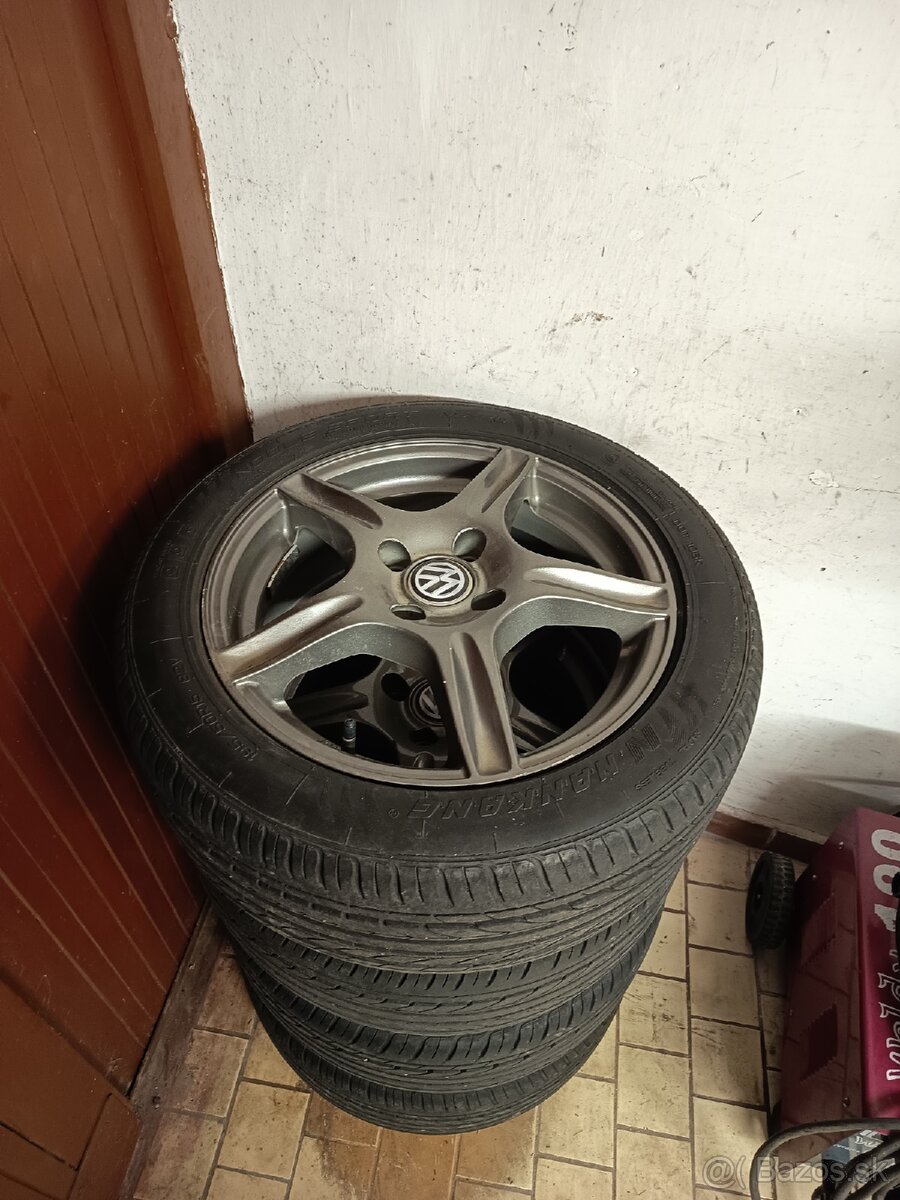 Elektróny R15