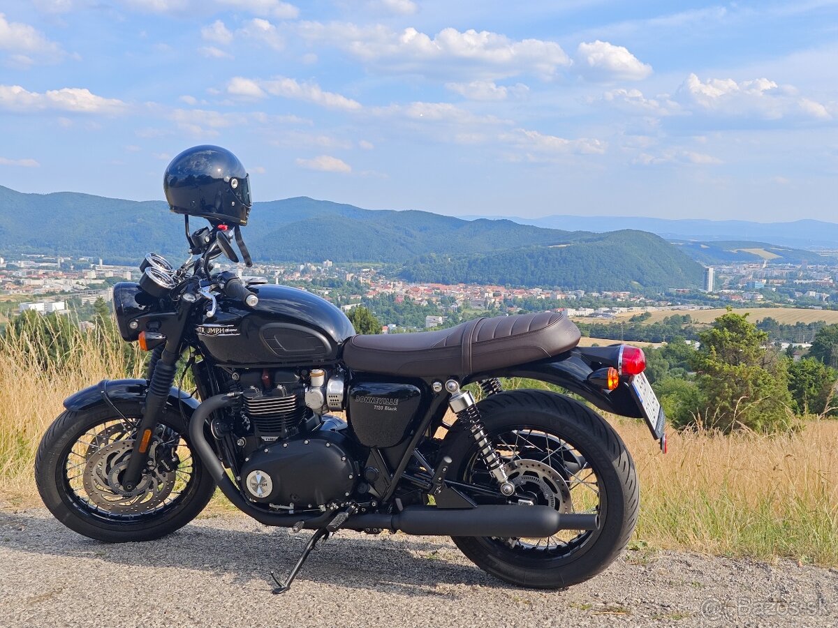 Triumph Bonneville T120 Black Edition