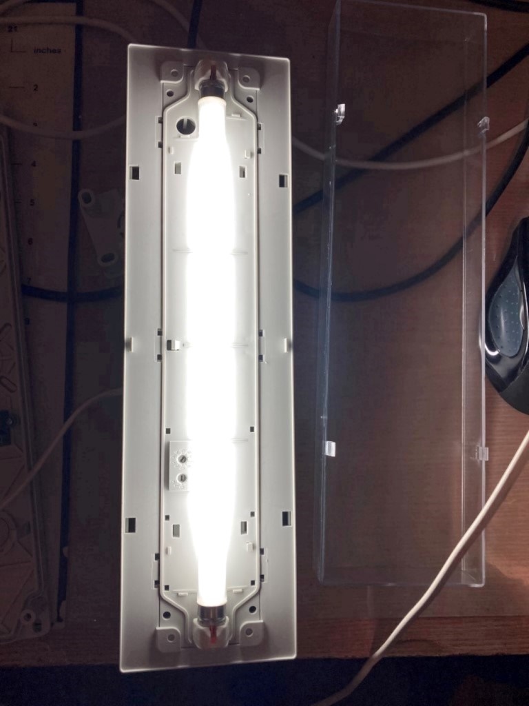 Nudzove svietidlo CEAG 51011 CG-S 230V 8W NOVE