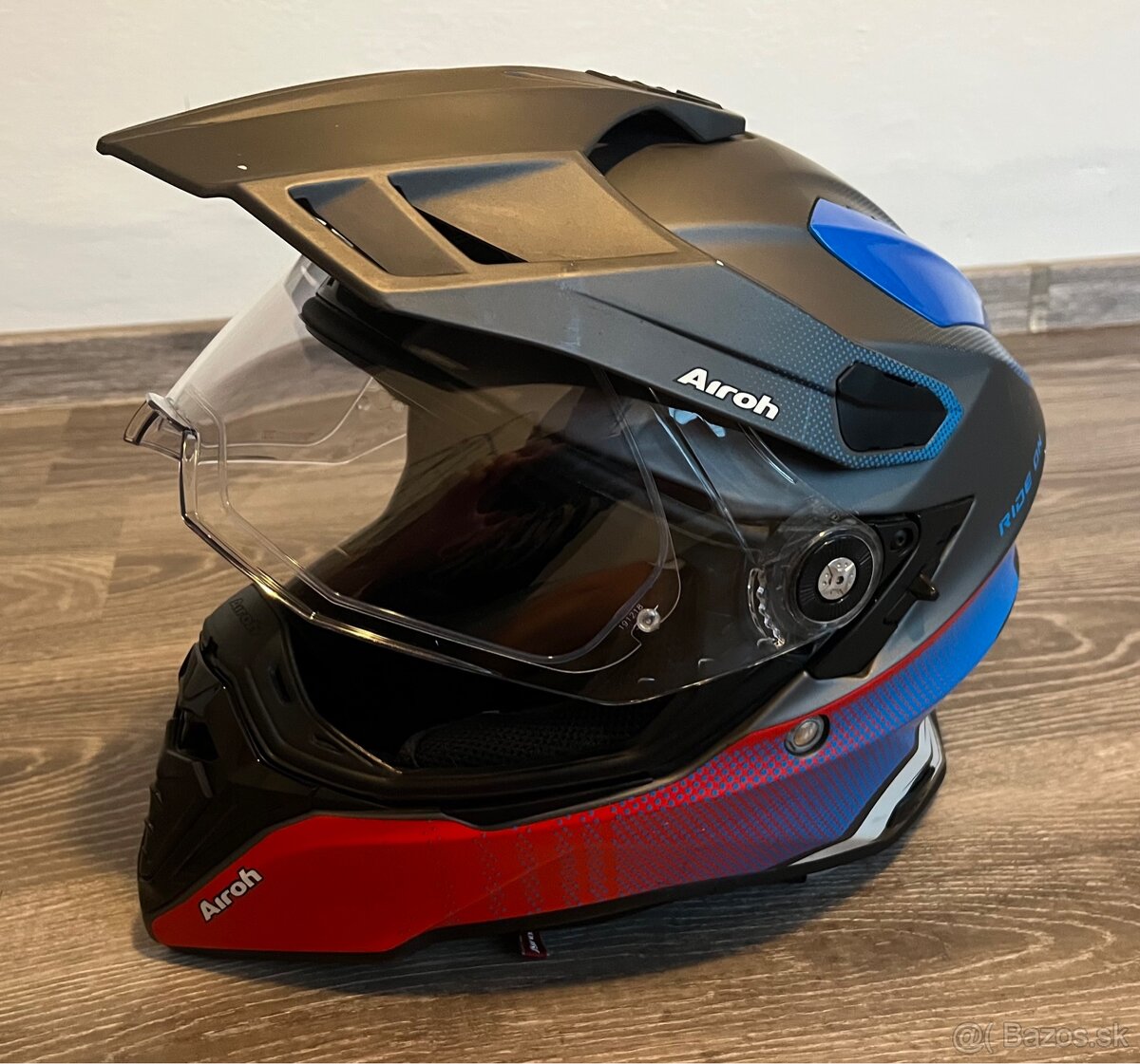 Airoh Commander Progress Blue/Red MAT Veľkosť: M