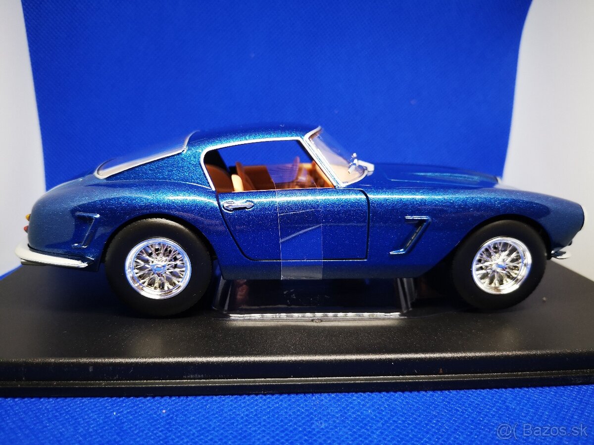 Predám zberateľský model Ferrari 250 GT Berlinetta 1:24