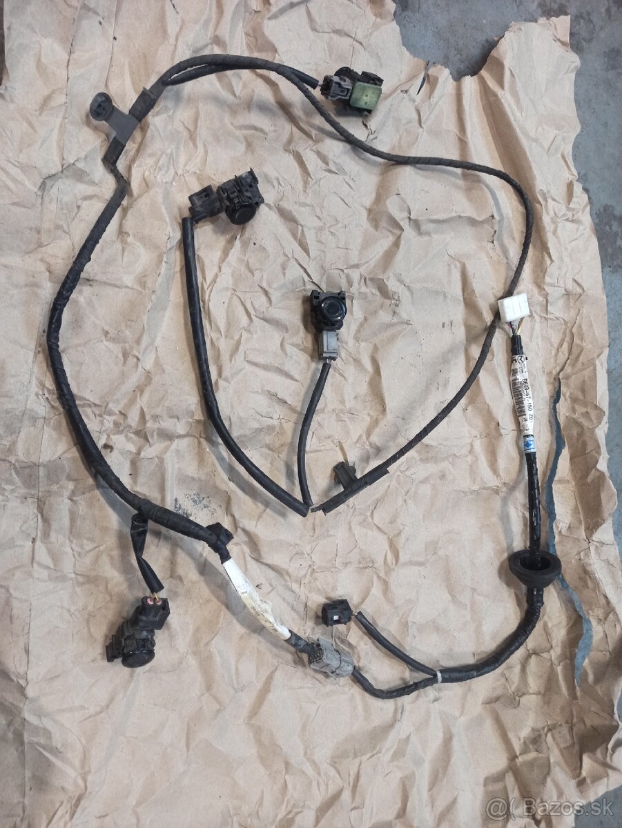 Mazda cúvacie parkovacie senzory