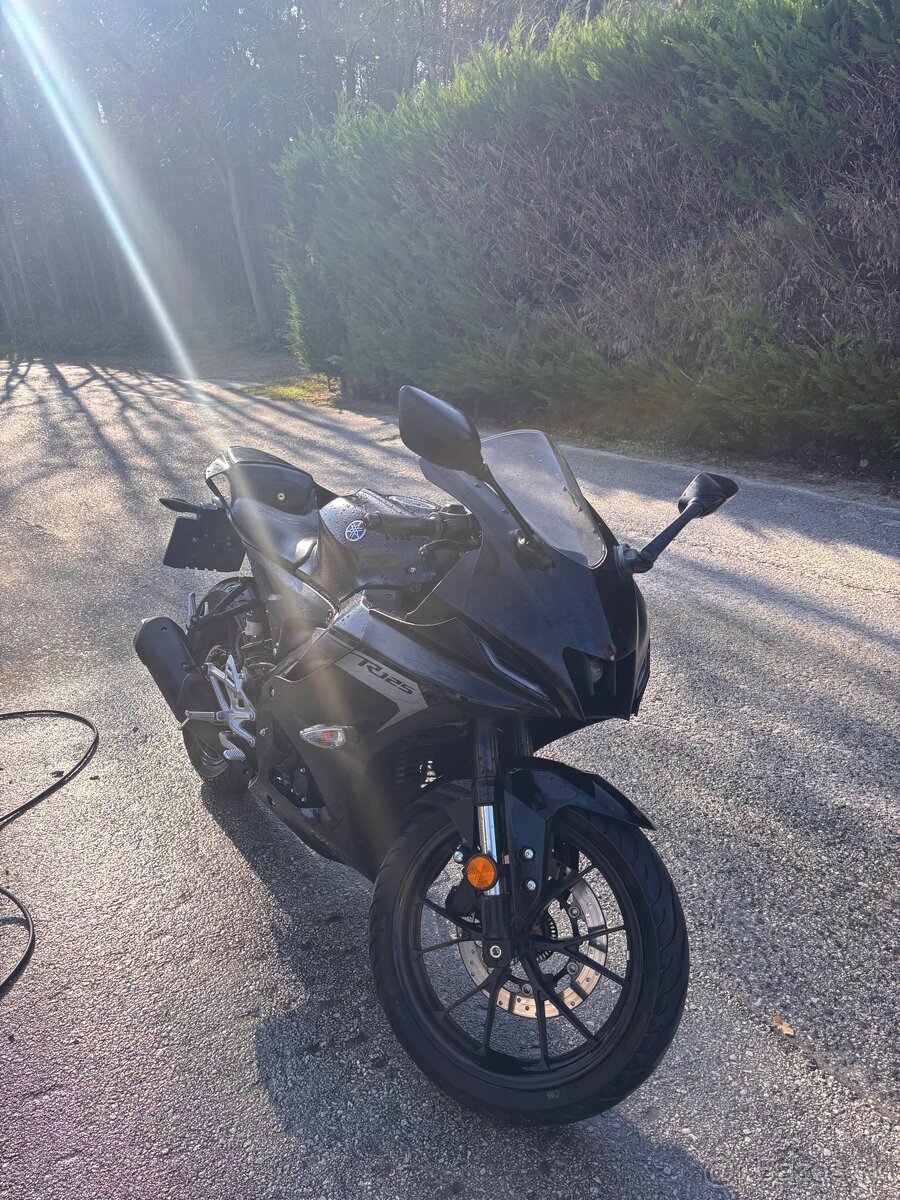 2025 Yamaha yzf r125